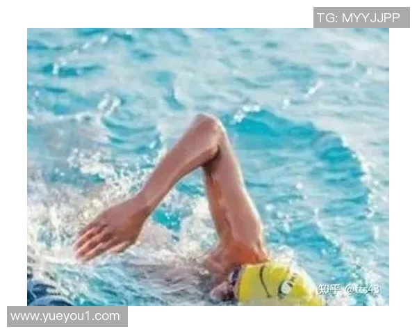 蝶泳常见错误解析及纠正方法 提升蝶泳技巧的关键步骤